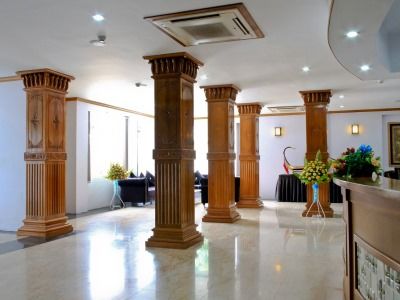 Hotel 7 Mile